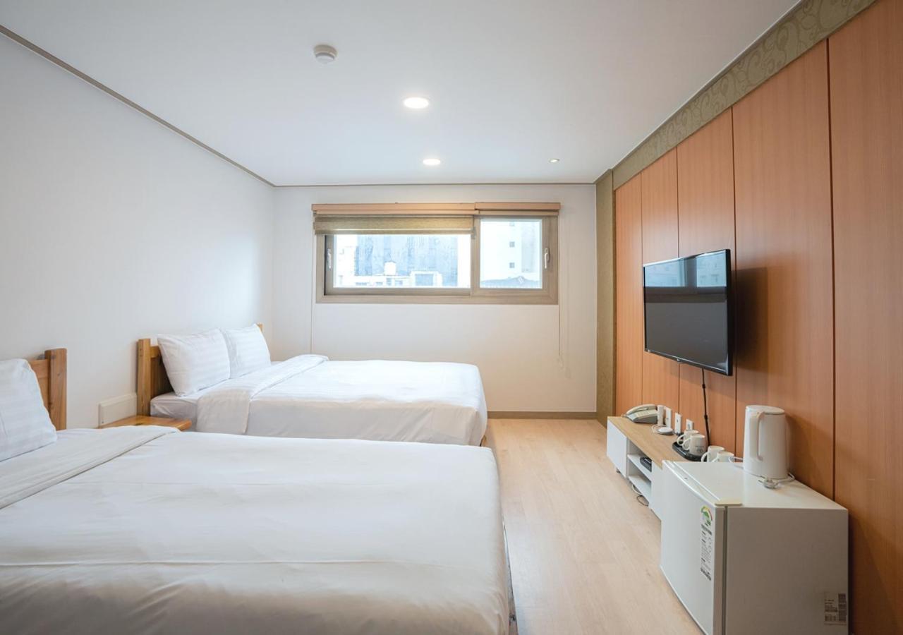 J2 Family Hotel Čedžu Exteriér fotografie