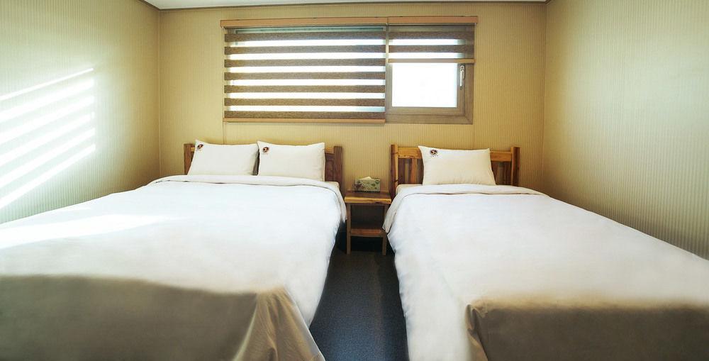 J2 Family Hotel Čedžu Exteriér fotografie