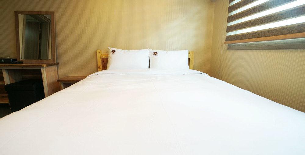J2 Family Hotel Čedžu Exteriér fotografie